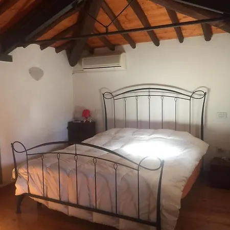 La Casa Di Carta Bed & Breakfast Quartu SantʼElena